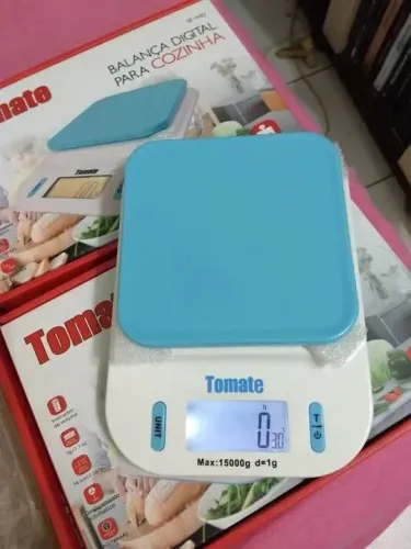 Balança de cozinha digital Tomate SF-440 pesa até 15kg azul