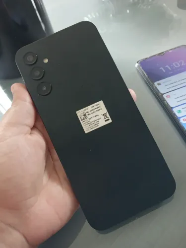 Celular a 14