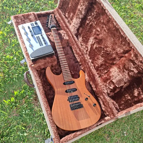 Guitarra Tagima + Pedaleira MK-300 + Hard Case