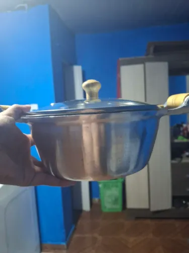 Panela de fundo fundido