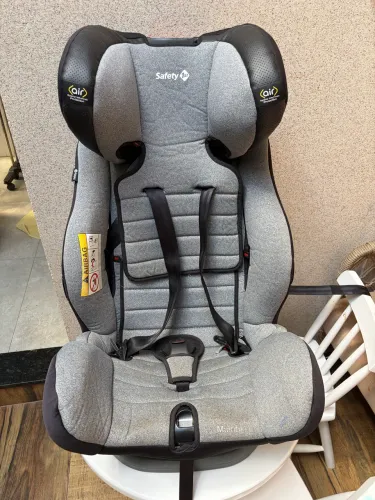 Cadeirinha Infantil Safety 1st - Usada