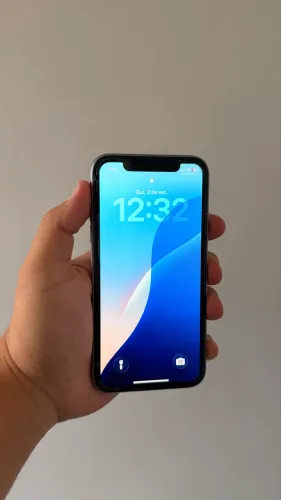 iPhone 11 64GB