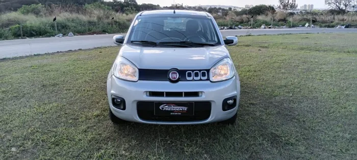 Fiat Uno Evolution 1.4 Fire Flex 8V 5P 2015