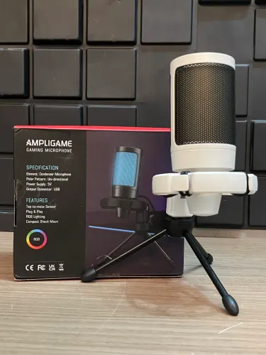 MICROFONE FIFINE A2 AMPLIGAME RGB COM TRIPÉ DE MESA