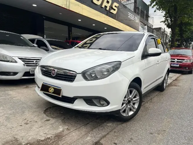 Fiat Grand Siena Tetrafuel 1.4 EVO F. Flex 8V 2015
