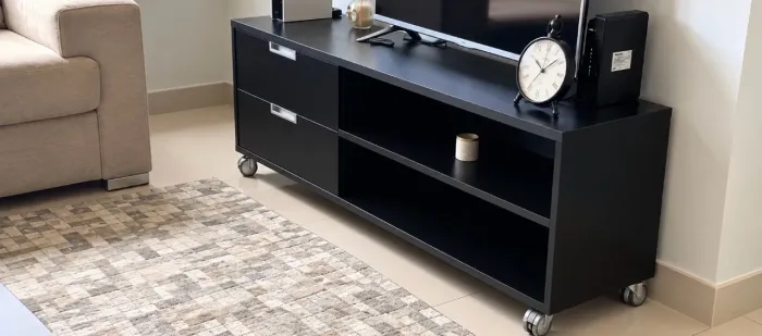 Rack para Sala de TV - Usado em Ótimo Estado de Conservação