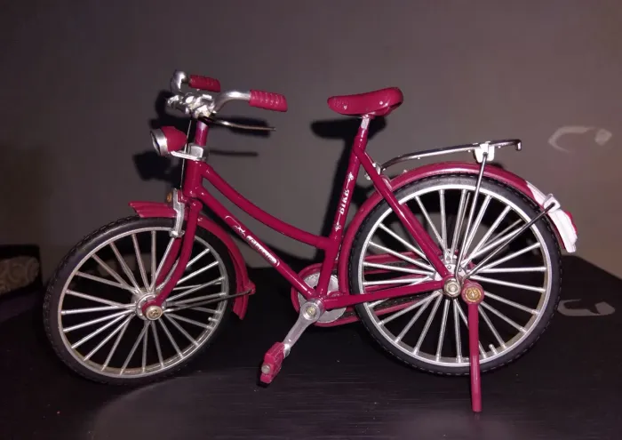 Mini bicicleta e 1 lego montado