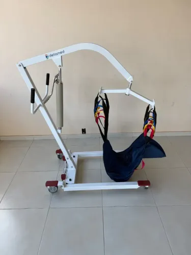 Guincho Manual D5000 até 180kg para Transferência e Mobilidade - Dellamed
