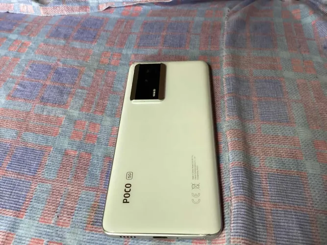 POCO F5 PRO troco ou vendo 512/12