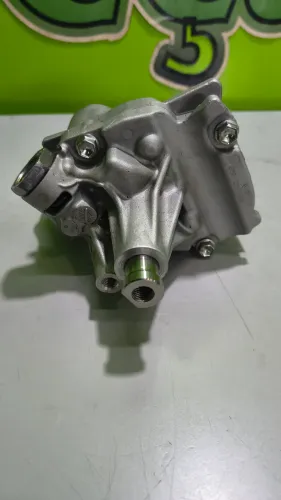Bomba de óleo Toyota Corolla Cross 2.0 2025