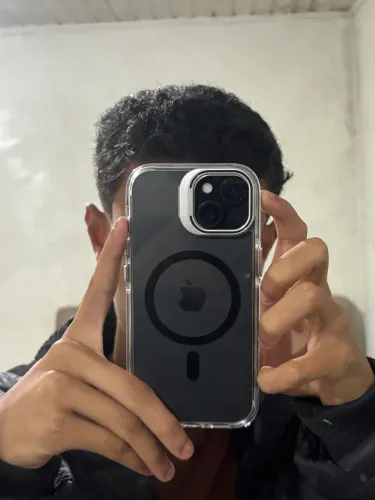 iPhone 15 256GB