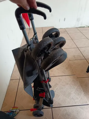 Vendo carrinho de passeio