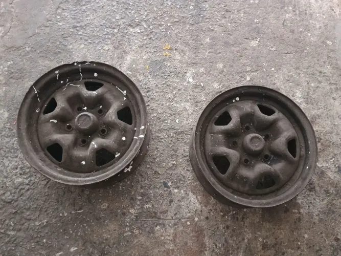 Roda de Caravan de ferro 