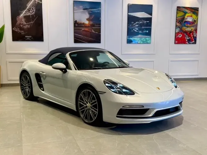 Porsche 718 Boxster 2.0 300cv 2024