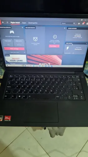 Lenovo Ryzen V14 G4 14"