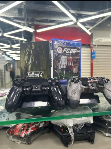 PS4 FAT 500GB Completo + 2 Controles + Jogo