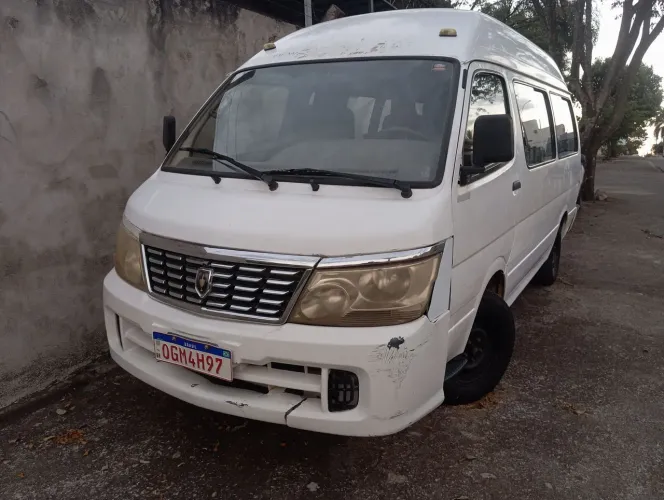 Jinbei Topic Van SL 2.2 8V/ 2.0 16V 4P 2011