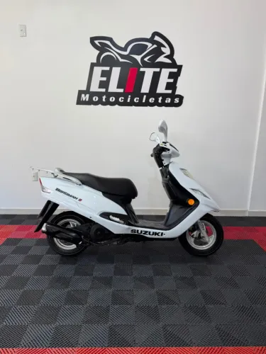 Suzuki Bugman I 125 2015 Branca Scooter Automatica