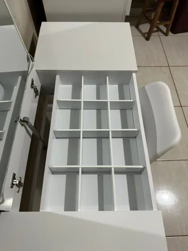 Penteadeira 100% mdp+ cadeira-5mês de uso