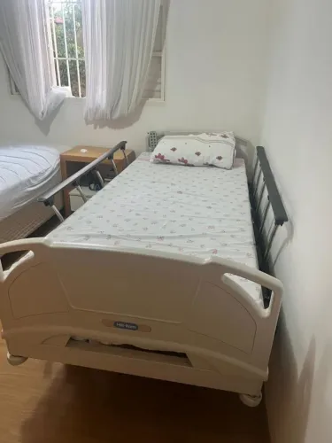 Cama Hospitalar Elétrica 3 movimentos HillRom 405 + Colchão especial