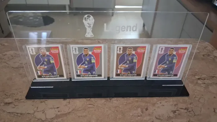 Figurinhas legends original panini Mbappe Ouro, prata, bronze e bordo