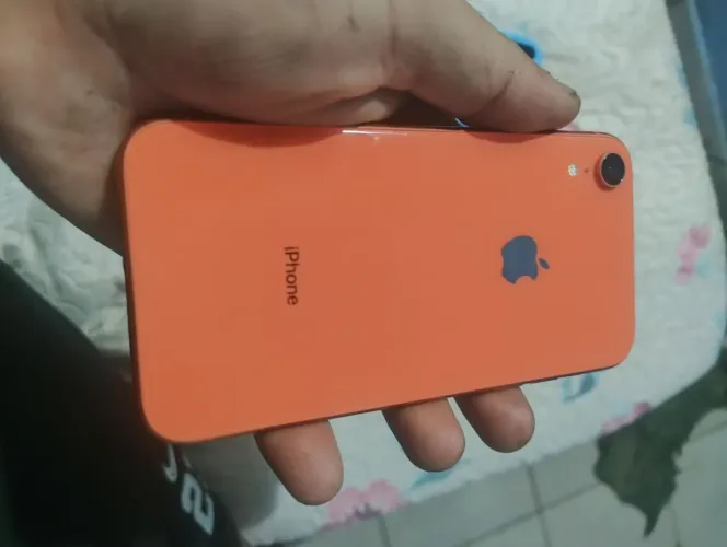 Vende-se iPhone XR em excelente estado!!