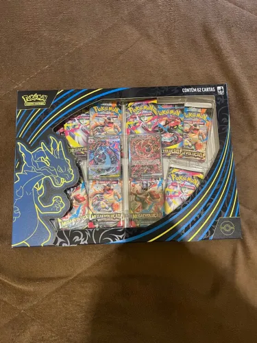 Box Pokemon Charizard Megaevolução