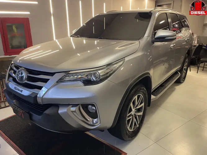 Toyota Hilux SW4 4X4 2.8 Diesel 2016