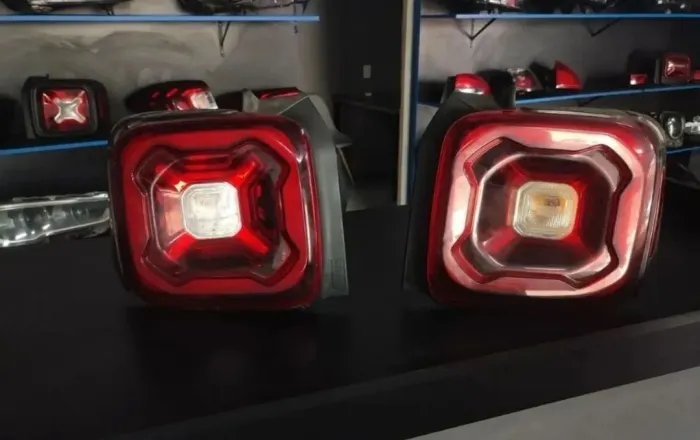 PAR DE LANTERNAS JEEP RENEGADE 2019 2020 2021 ORIGINAIS ESTADO DE NOVO