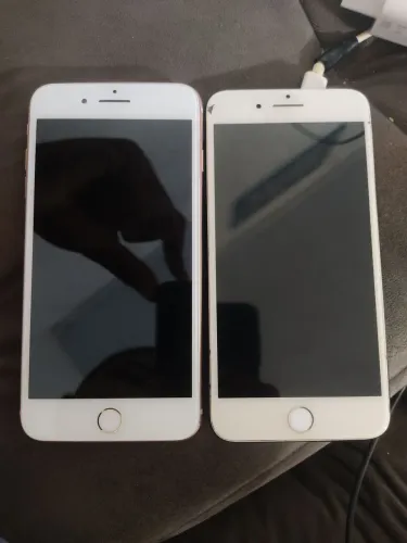 Dois iPhone 8 plus, 7 plus
