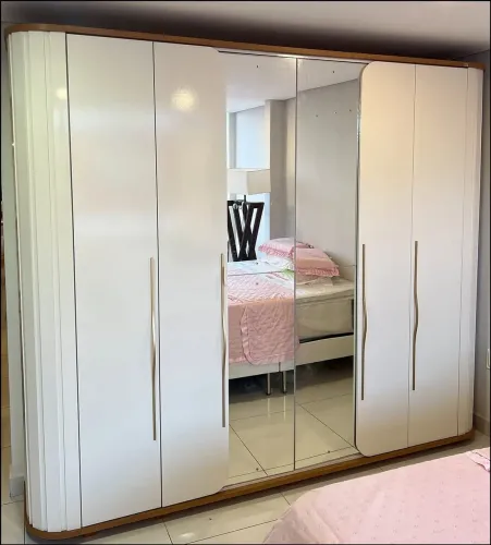 Guarda Roupa Casal 6 Portas Henn Premium 2,70 - Novo e embalado!!