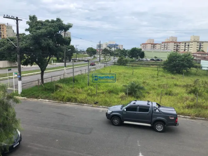 ALUGUEL - Terreno - Morada de Laranjeiras - R$ 4.236,00 + Taxas REF: R-100