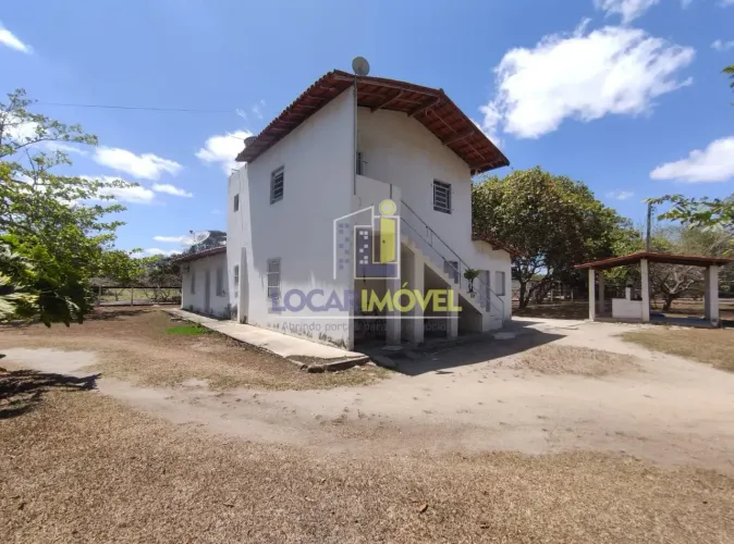 Sítio a venda na Lagoa das Flores com 2 casas, árvores frutíferas, poço artesiano, irrigaç
