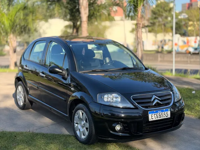Citroen C3 Exclusive 1.4 Flex 8V 5P 2012