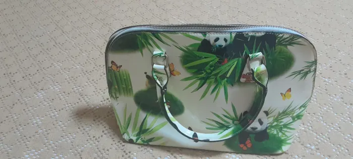 Vendo uma bolsa nova