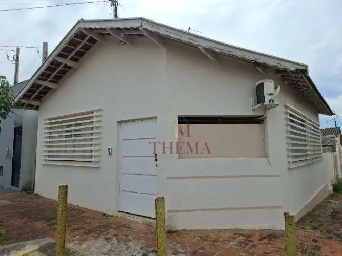 Casa à venda na Vila Independência em Piracicaba com 2 quartos, 2 banheiros e excelente lo