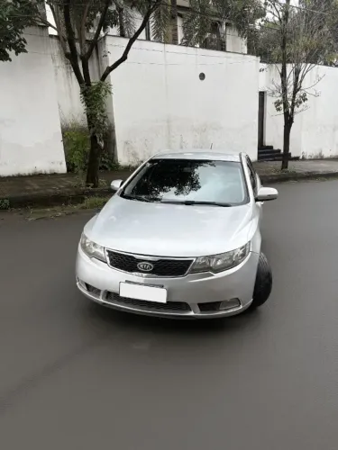 Kia Motors Cerato 1.6 16V Aut. 2012
