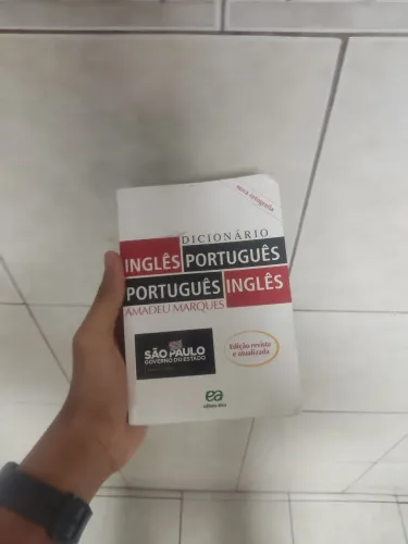 Dicionário de Inglês com Português Novo
