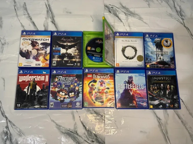 Lote de Jogos de PS4 Originais Seminovos