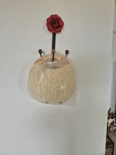 Bolsa em palha sintética zerada