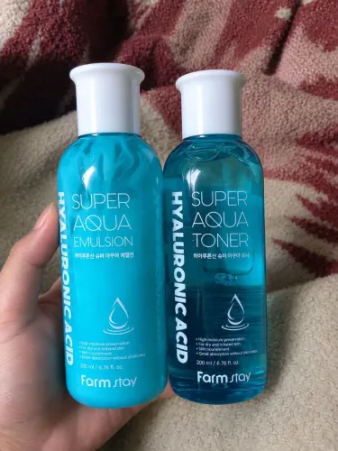 Kit Toner e emulsão super aqua farmstay 200ml