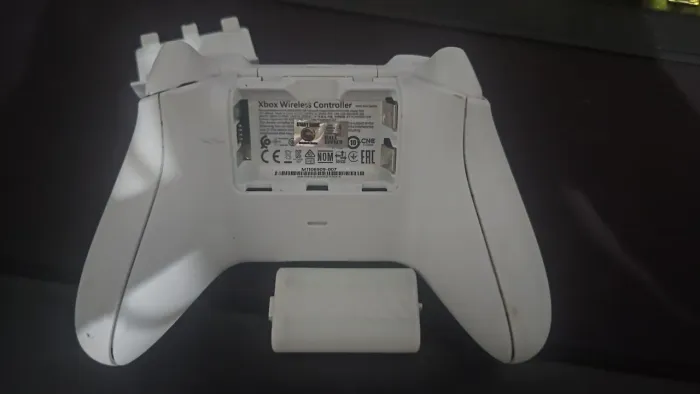 Controle xbox series X revisado com hallefect e bateria