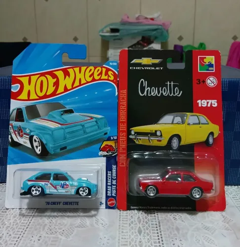Kit Hot Wheels "76 Chevy Chevette e Miniatura Chevette 1975 Coleção Chevrolet