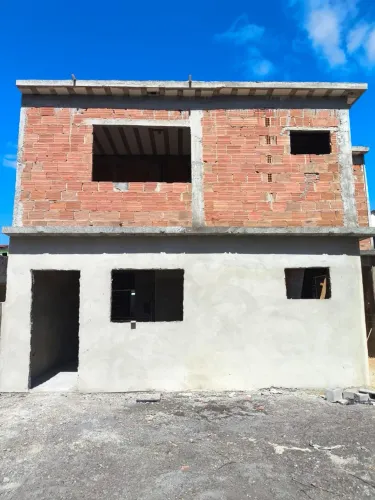 VENDO CASA EM FAZE DE ACABAMENTO