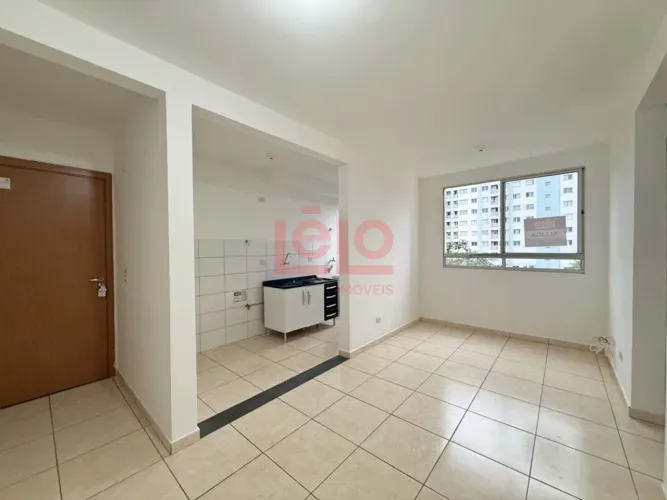 Apartamento para alugar no Jardim Alvorada em Maringá, com 2 quartos, 50 m² e área de laze