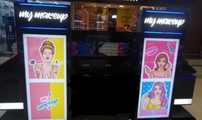 Vendo quiosque para shopping modelo maybeline