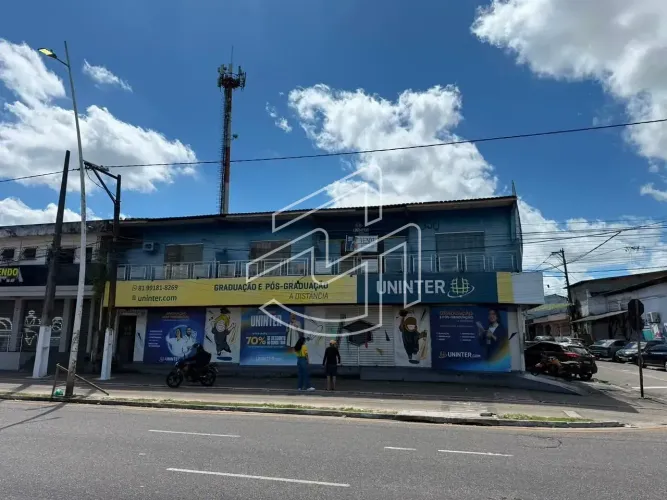 Prédio Comercial de Esquina com 4 Kitnets na Augusto Montenegro