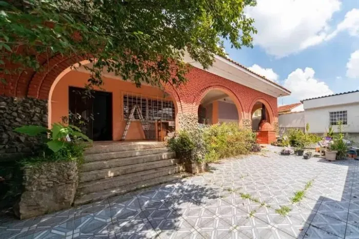Casa com 03 dormitórios para venda e locação, 374 m² na Vila Helena - Santo André/SP