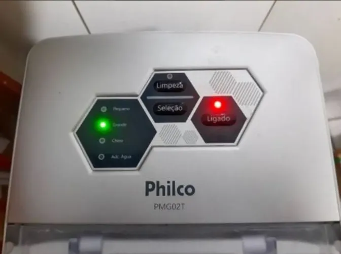 Máquina de gelo Philco 22kg prata pmg02t - 220 volts