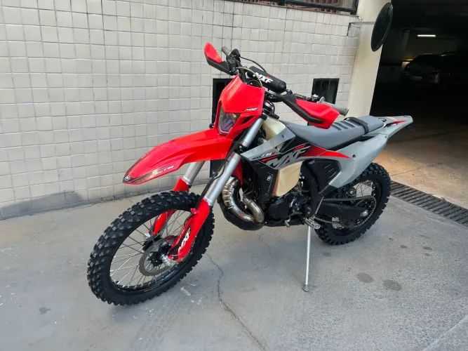 Vendo Mxf 300 TSX 2 tempos
